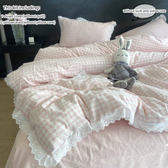 Cream Checkered Bedding Set