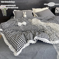 Cream Checkered Bedding Set