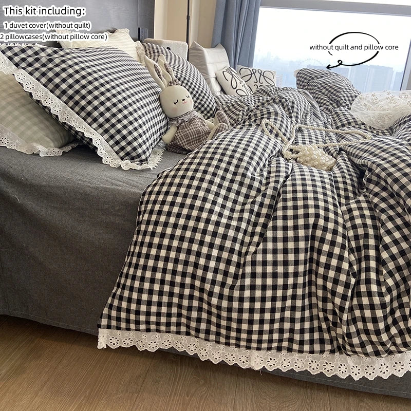 Cream Checkered Bedding Set